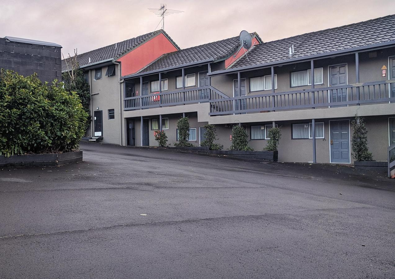 Motel 80 Auckland Eksteriør billede