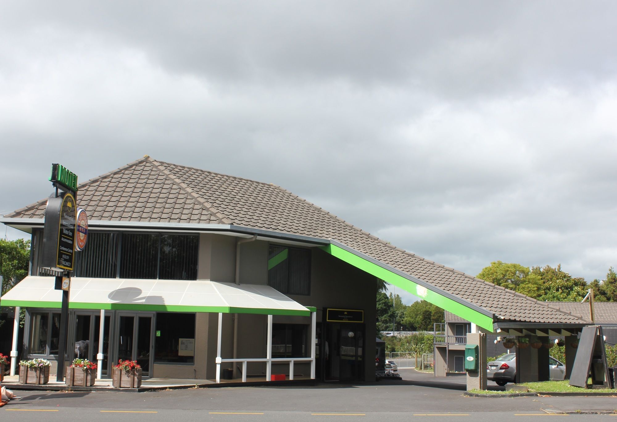 Motel 80 Auckland Eksteriør billede